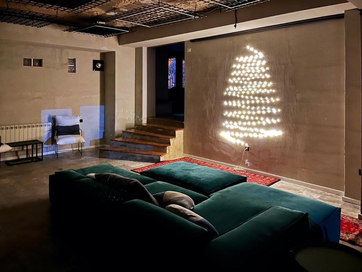 Shared Flat In An Artists District Pikris Gora Tbilisi Exterior foto